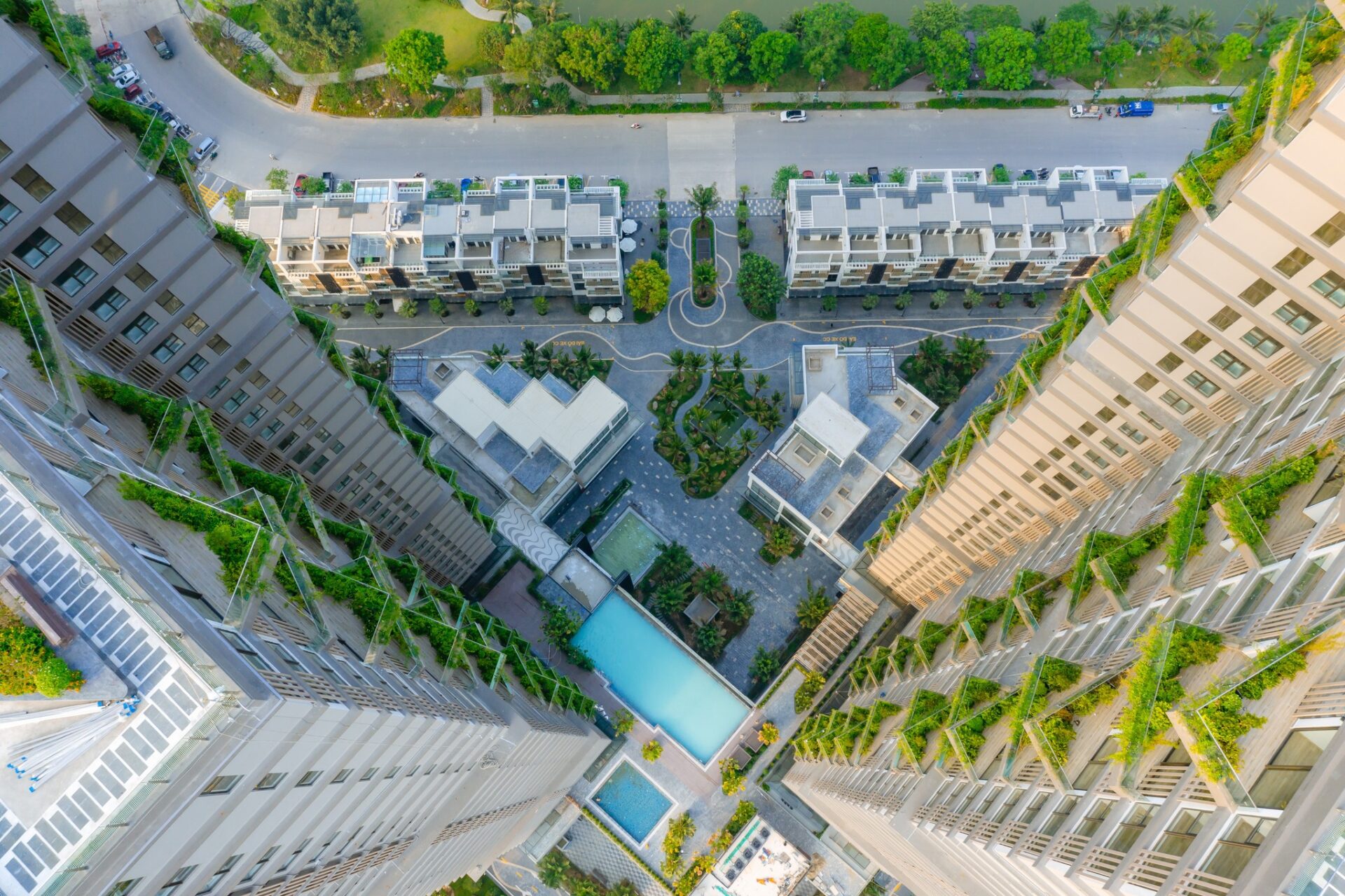 Solforest là tòa tháp xanh đầu tiên tại Việt Nam với 400 khu vườn giữa mây trời